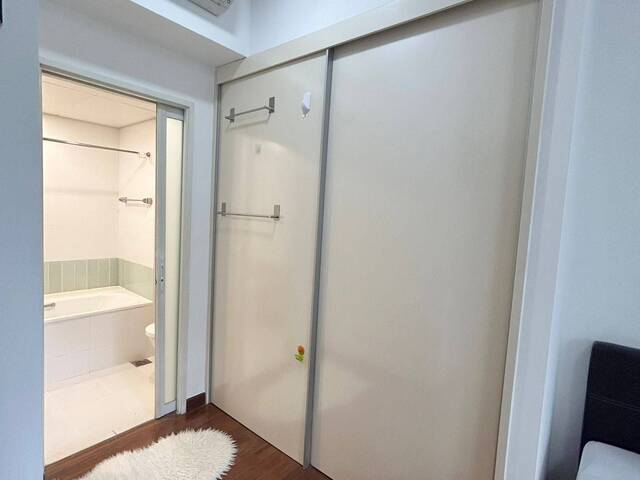 No Agent fee , CBD Location Outdoor Balcony Big Master Room