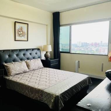 Common room at Braddell View for rent! Aircon wifi!