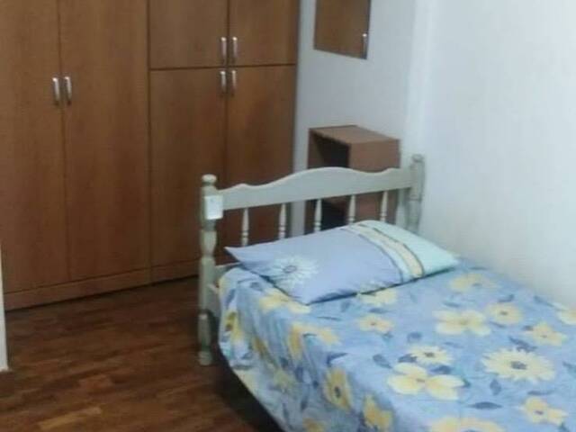 Common room at 413a Fernvale link for rent! Aircon wifi!