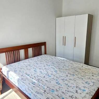 1-2 Pax Tengah Common Room opp. Bus Interchange and next to Parc Point