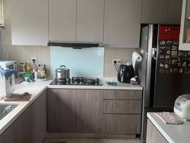 3+1 CONDO APT FOR RENT @ $4800/MTH AT QUINTET