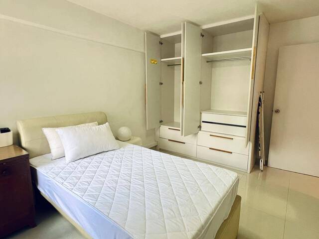 Quiet room near braddell mrt