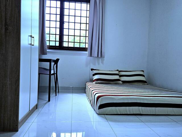 Common Room for rent
