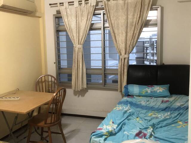 Single room for rent