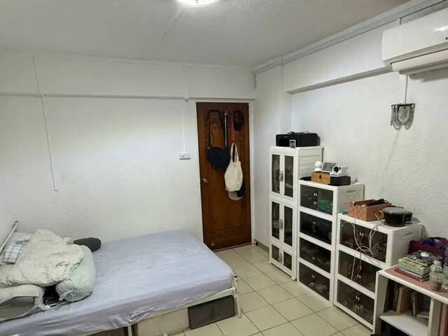 Master Bedroom for rent