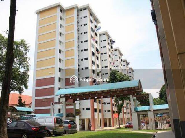 Common room for rent at Blk 634 Ang Mo Kio Avenue 6, Near to Yio Chu kang MRT! NO AGENT FEE