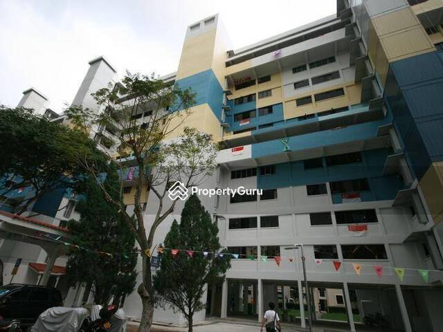 Common Room @ Teban Gardens Road BLK 32!NO AGENT FEES!