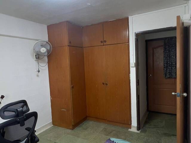 Common Room @ Marine Drive 63! NO owner!