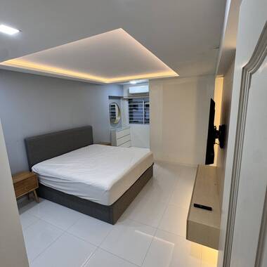 Master Bedroom for rent