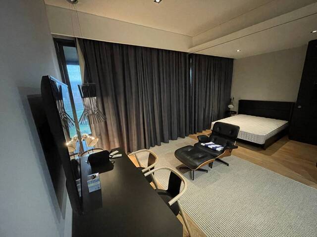 C.H.E.A.P!! For Rent - O.U.E. Twin Peaks One Br Unit (570Sf) - 7mins to MRT