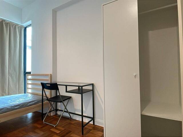 Attractive fully furnished single room - All female tenants/no landlord