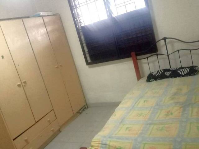 Common room at blk 211 Boon Lay Place, Near to Lakeside MRT! NO AGENT FEE