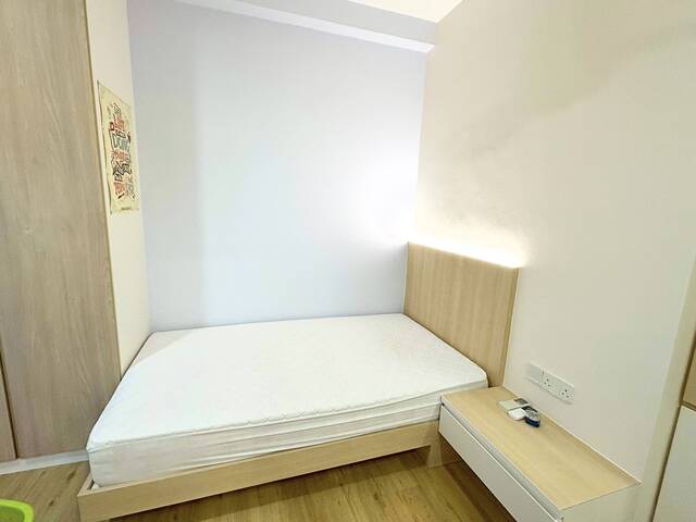 Cosy Ensuite Room for Long/Short Term Stay