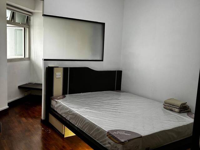 Blk 394 Bt Batok - $1000 for couple (ac wifi)