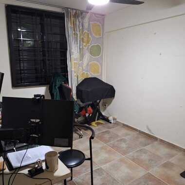 C.H.E.A.P! For Rent - 2+1 Unit @ 6 Holland Close (Fully Furnish with AC) - Superb Location! MRT