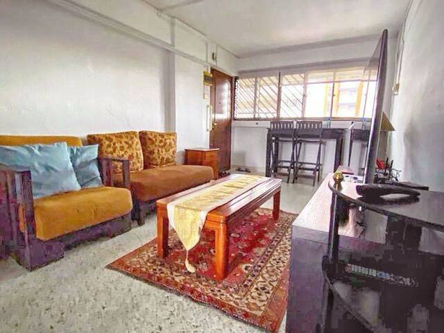Rustic 3 Room Corner Unit for Rent