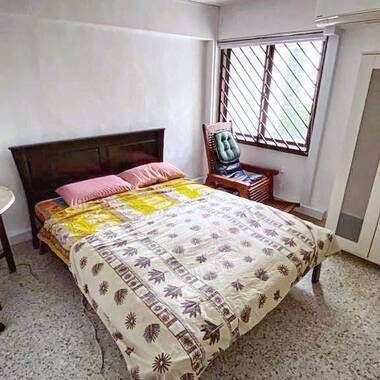 Rustic 3 Room Corner Unit for Rent