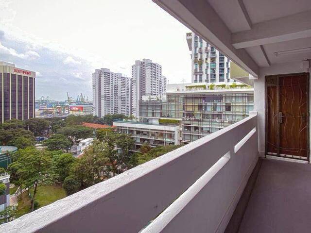 Rustic 3 Room Corner Unit for Rent