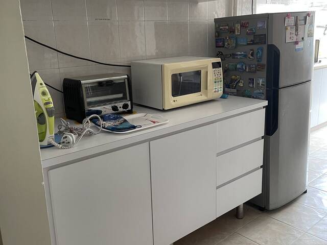 Common Bedroom with Kitchen Bathroom Rental / Dine @ the Kitchen