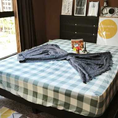 Centrally Located Spacious Room with Pool View for 1Pax!