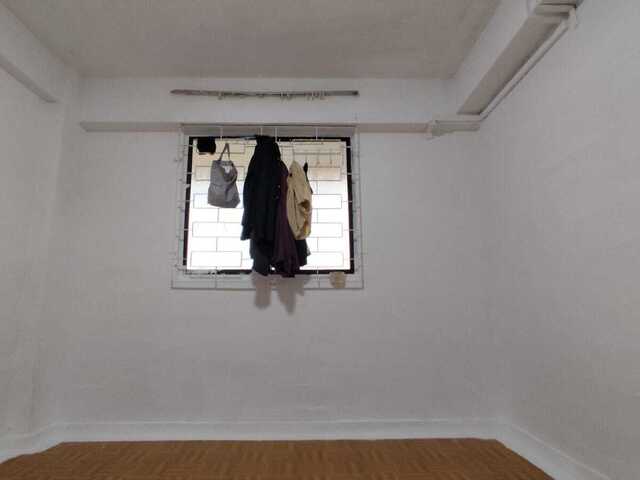 Room sharing near boon Keng MRT.