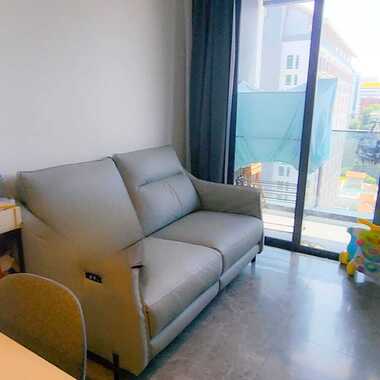 3 mins walk to Bugis MRT