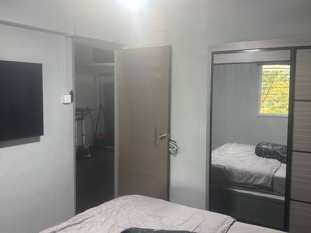Common Room For Rent