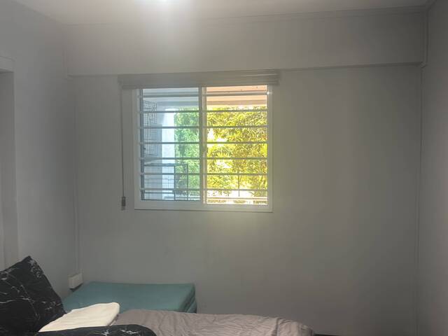 Common Room For Rent