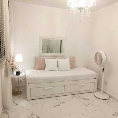 common room for rent