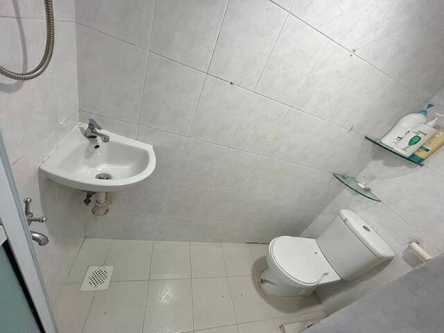 Brand new! Condo Pocket Room for Rent, only 5mins bus to Tiong Bahru MRT