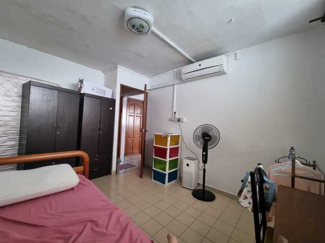 Room for Rent - Serangoon (near Nex)