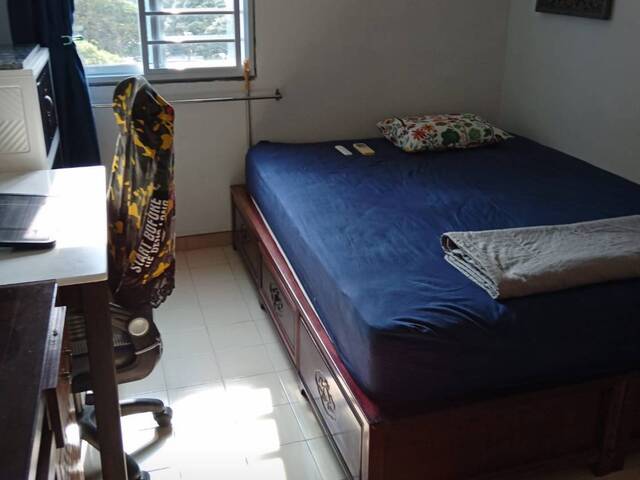 Blk 160 Mei Ling - $1000 for 1 lady (aircon wifi)