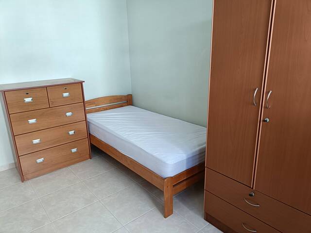 Room rental near Lakeside mrt station