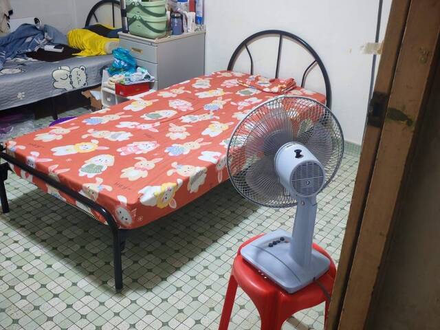 Co-sharing Common Room for Rent at Circuit Road