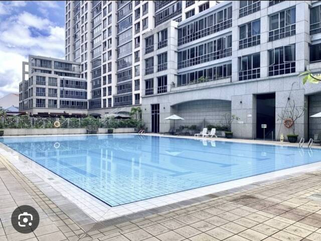1pax, Privacy, No owner, Good size Master bedroom with attached bathroom