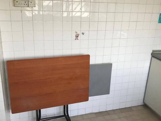 CHEAP! (1+1) – Blk137 Bishan Street 12– Near Amenities! Full Furnish with Aircon