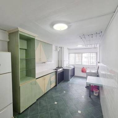 2+1 @ Blk 625 Ang Mo Kio - $2,400 (no ac),  5 mins walk YCK & Lentor MRT