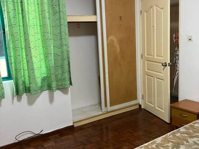 Rooms for Rent - Conveniently located Apartment