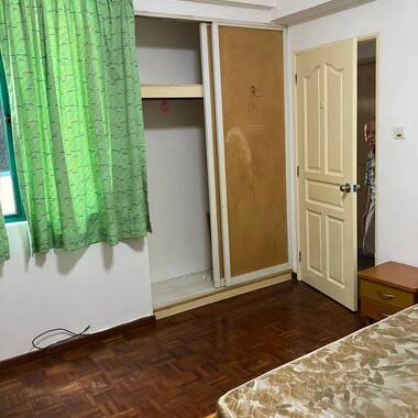 Rooms for Rent - Conveniently located Apartment