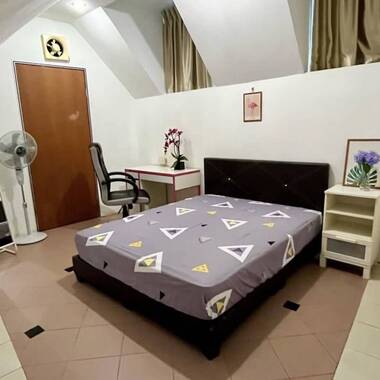 Hougang MRT, Huge Studio Room for Rent,  Private Living Room&  Kitchen, Strictly for One Pax Only