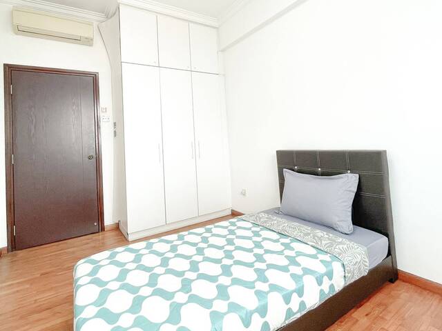 ✨ Room for Rent at Bishan Loft – No Agent Fee! ✨Optional : No Security Deposit with Rently Care✨