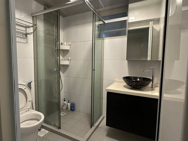 Common room, 4 min to Sengkang mrt, shared bathroom