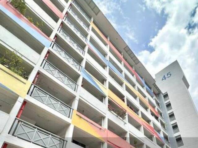 A Common Room Sharing