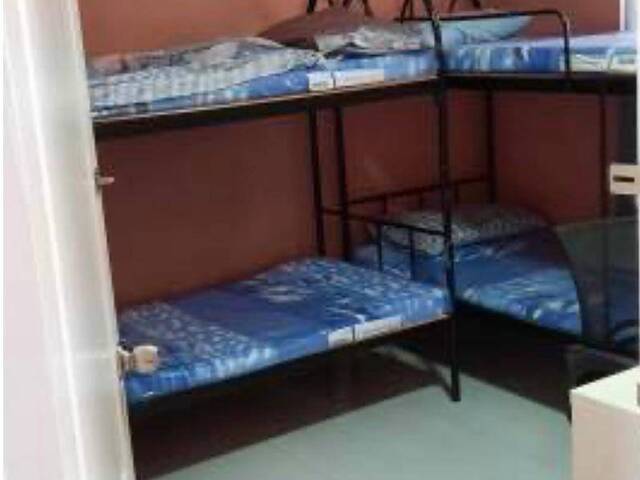 A Common Room Sharing