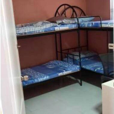 A Common Room Sharing