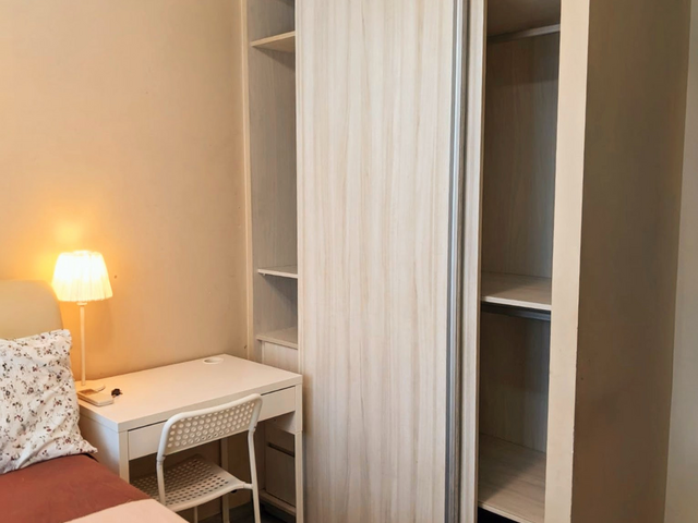 4 bedroom+ 1 store rm@Tampines mrt*Pool*Gym