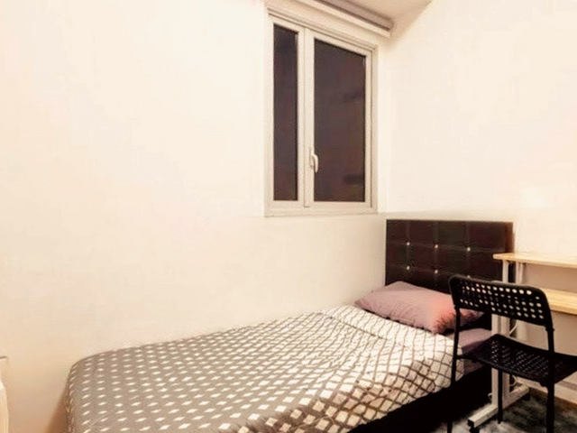4 bedroom+ 1 store rm@Tampines mrt*Pool*Gym