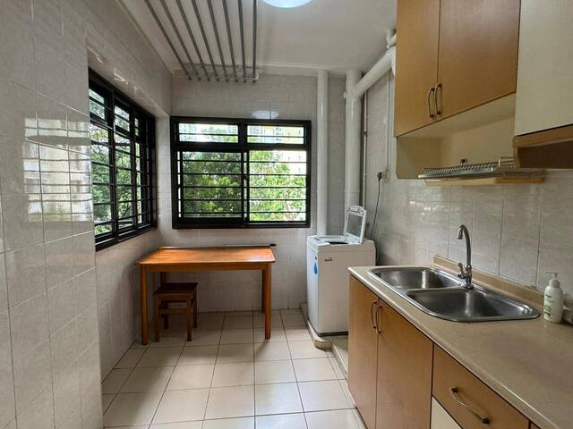 3+1 @ Blk 120A Kim Tian Place - $4300... mins walk Tiong Bahru MRT