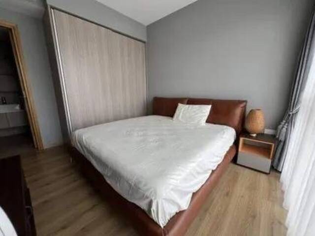 Near Cheng Lim LRT! Common room at Ola for rent! Aircon wifi!
