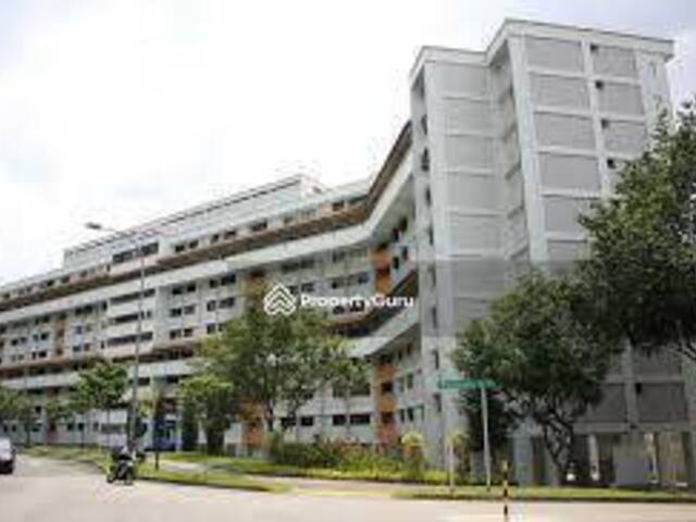 2 Common Rooms for Rent at blk 171 Woodlands Street 11. (Female Only) NO AGENT FEE